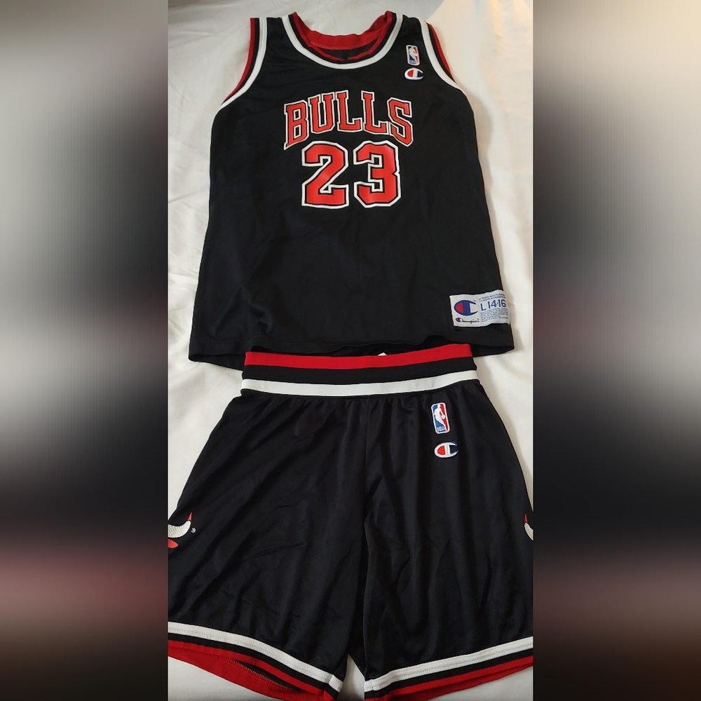 Champion Vintage Chicago Bulls Michael Jordan Jersey Shorts Set Kids Size L12-14